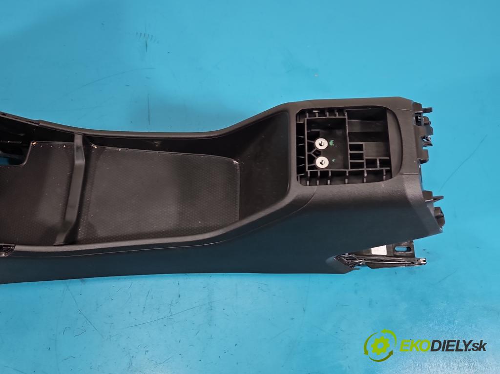 Bmw iX1 U11 0.0 elektrický: 272 HP automatic 200 kW 1 cm3 5- operadlo 9706456 (Lakťová opierka)