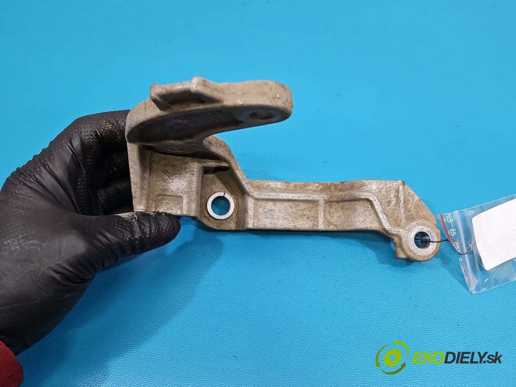 Dacia Duster III 24- 1.2 131 HP manual 96 kW 1199 cm3 5- Upevnenie: 339304032R