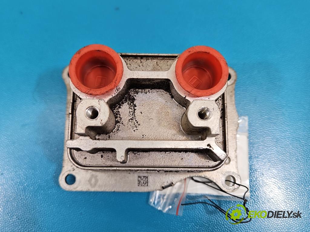 Dacia Duster III 24- 1.2 131 hp manual 96 kW 1199 cm3 5- Chladič olej: 213056905R