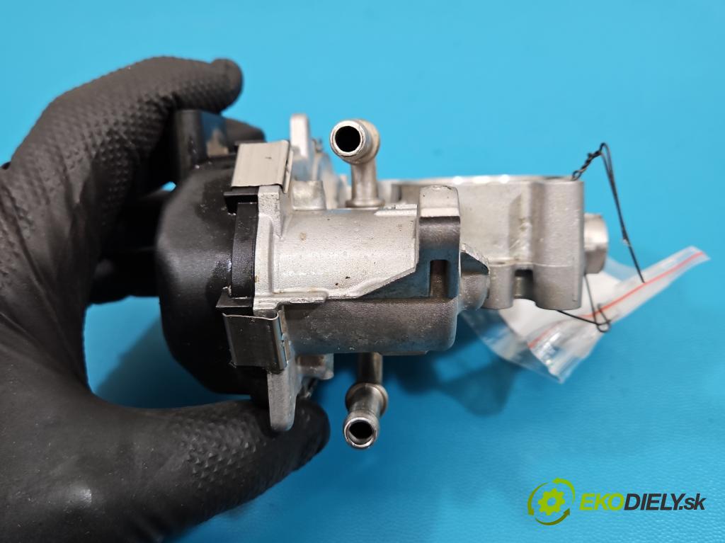 Dacia Duster III 24- 1.2 131 HP manual 96 kW 1199 cm3 5- klapka 161208350R (Škrtiaca klapka)