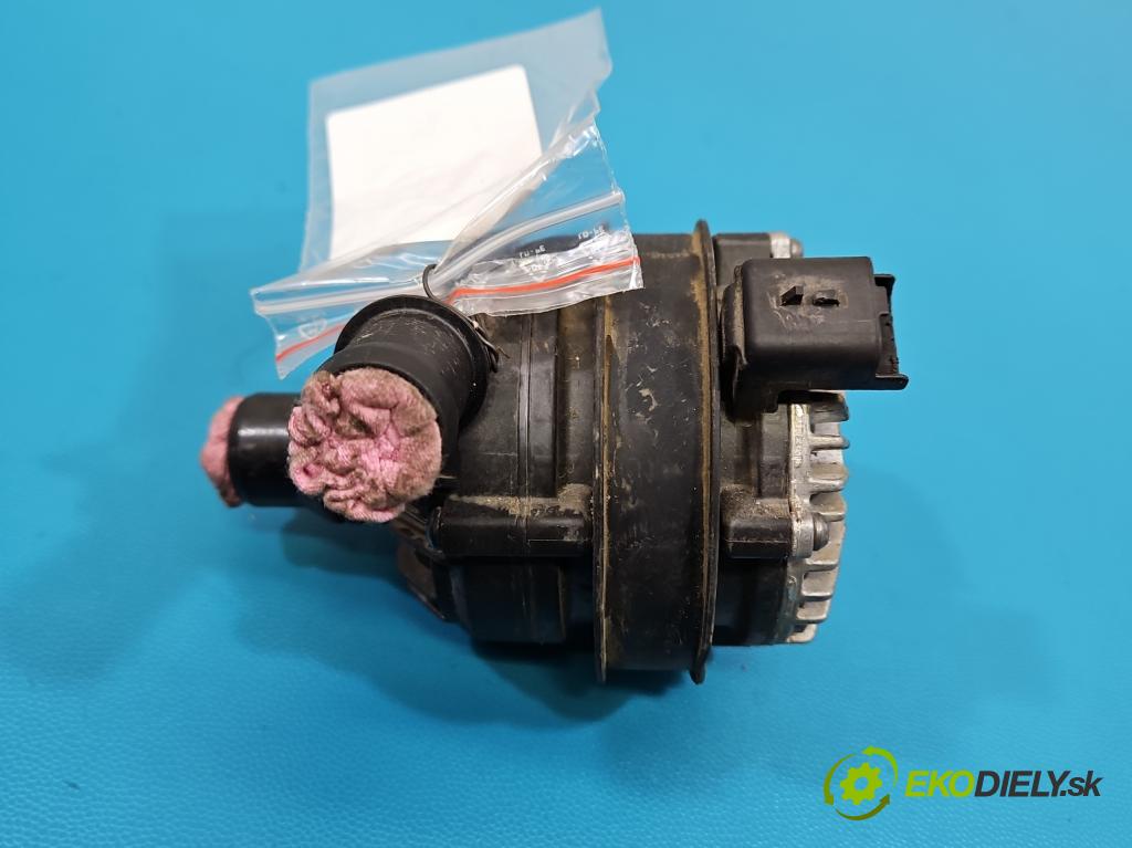 Dacia Duster III 24- 1.2 131 HP manual 96 kW 1199 cm3 5- pompa obehu voda: 210104389R