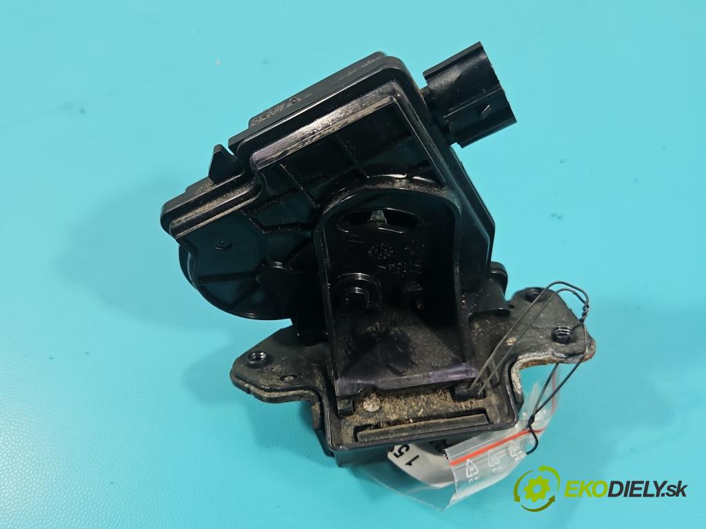 Toyota Avensis III T27 2009-2018 2.2 D4D 150 HP manual 110 kW 2231 cm3 5- zámok kufrové dvere zadné