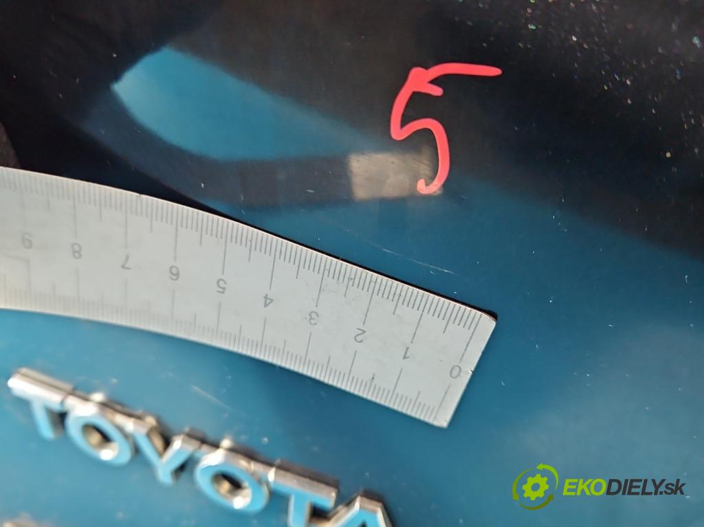 Toyota Avensis III T27 2009-2018 2.2 D4D 150 HP manual 110 kW 2231 cm3 5- zadna kufor  (Kapota zadná (kufor))