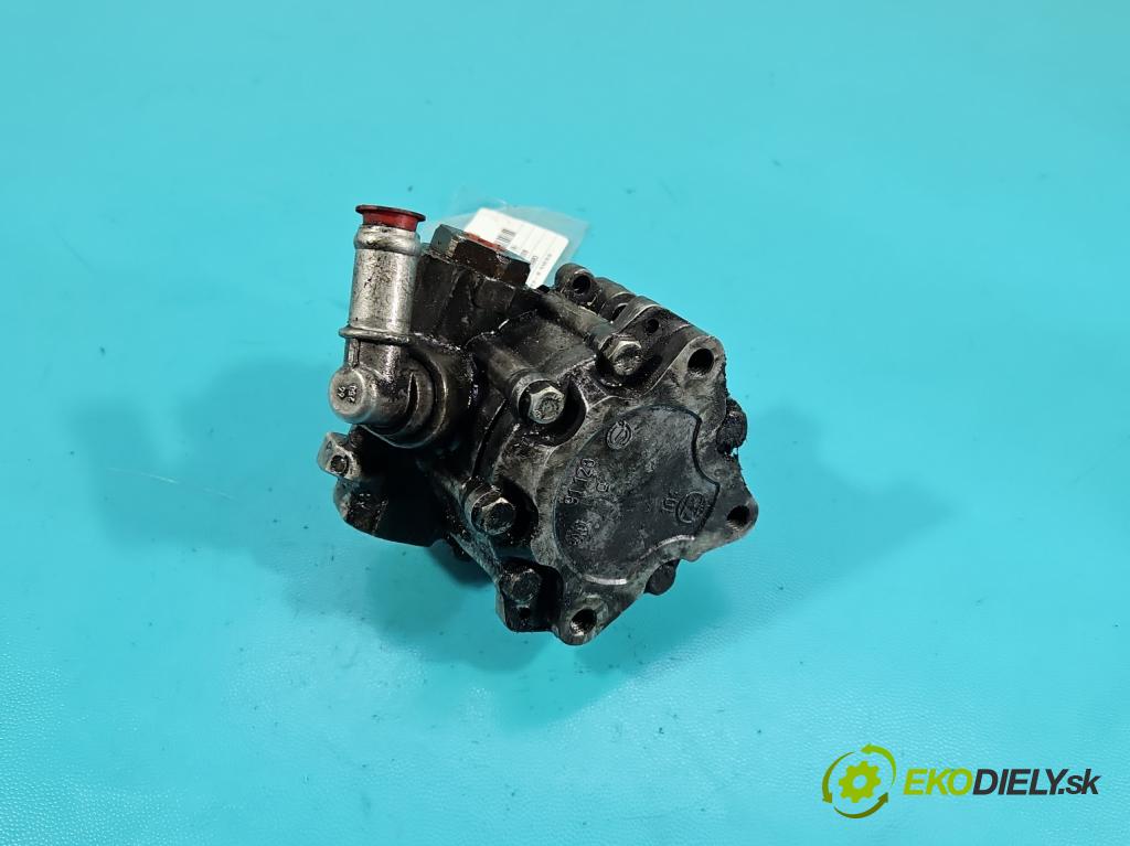 Audi A4 B7 2004-2008 3.0 tdi BKN: 204 HP automatic 150 kW 2967 cm3 5- čerpadlo posilovač  (Servočerpadlo)