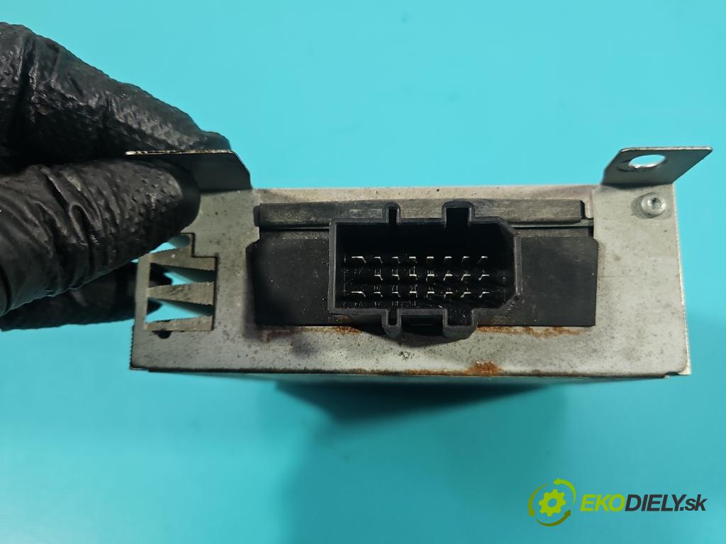 Audi A4 B7 2004-2008 3.0 tdi BKN: 204 HP automatic 150 kW 2967 cm3 5- Zesilovač: 8E9035223 (Zosilňovač)