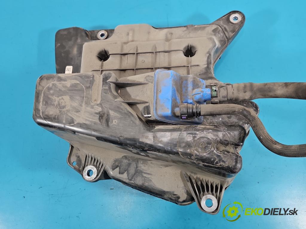 Audi A4 B9 2015-2024 2.0 TDI 190 HP automatic 140 kW 1968 cm3 5- Nádrž: AdBlue: 4067411AD