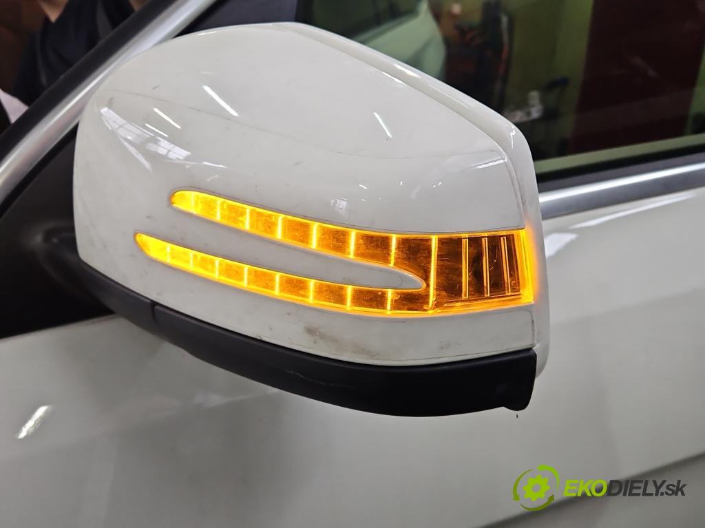 Mercedes GL II X166 2012-2015 4.7 V8 278928 340KM: automatic 250 kW 4663 cm3 5- zrkadlo ľavé A1668104116 (Kľučka dverí ostatné)