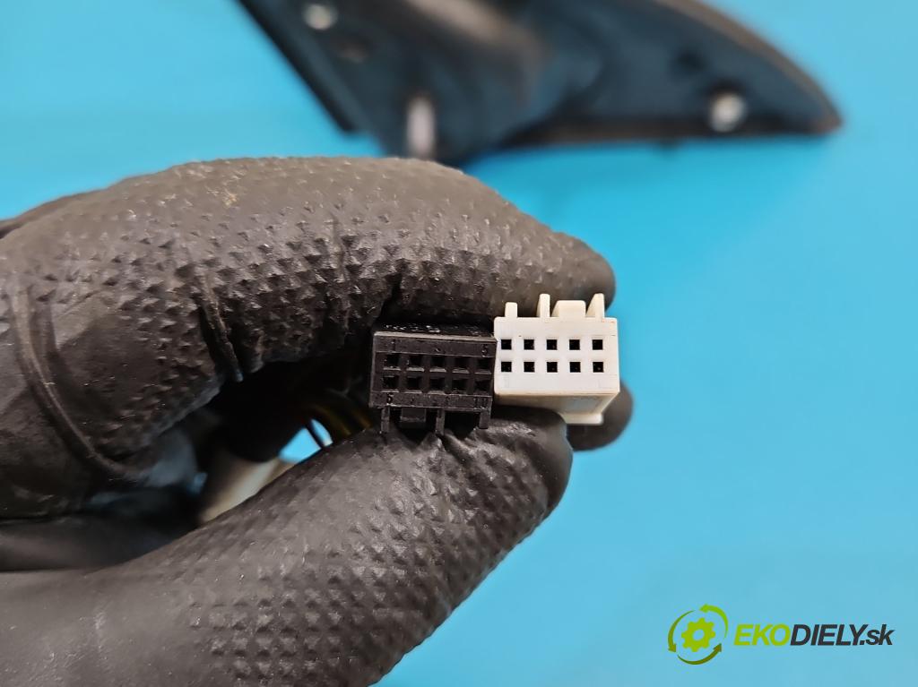 Mercedes GL II X166 2012-2015 4.7 V8 278928 340KM: automatic 250 kW 4663 cm3 5- zrkadlo ľavé A1668104116 (Kľučka dverí ostatné)