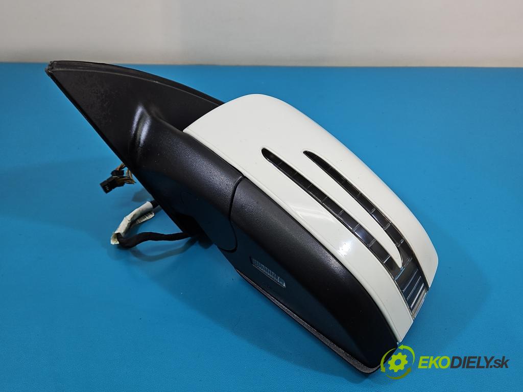 Mercedes GL II X166 2012-2015 4.7 V8 278928 340KM: automatic 250 kW 4663 cm3 5- zrkadlo ľavé A1668104116 (Kľučka dverí ostatné)