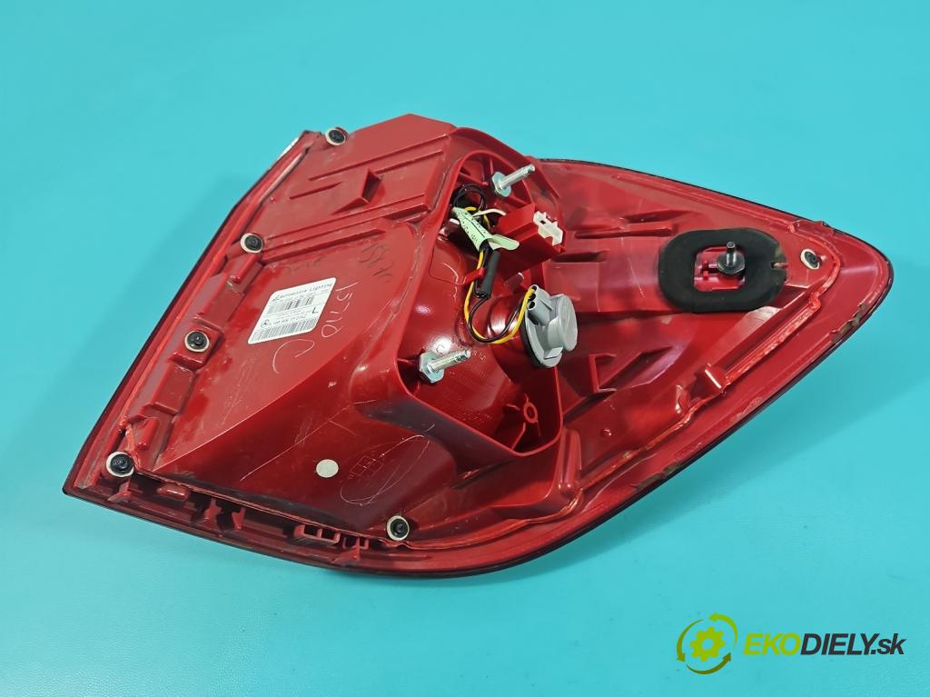 Mercedes GL II X166 2012-2015 4.7 V8 278928 340KM: automatic 250 kW 4663 cm3 5- svetlo / reflektor zadné ľavé A1669067501 (Kľučka dverí ostatné)