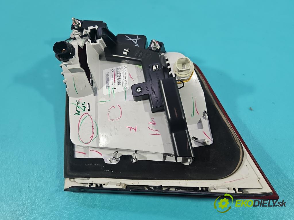 Mercedes GL II X166 2012-2015 4.7 V8 278928 340KM: automatic 250 kW 4663 cm3 5- svetlo / reflektor zadné ľavé A1668201164 (Kľučka dverí ostatné)