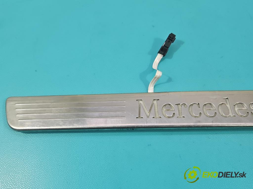 Mercedes GL II X166 2012-2015 4.7 V8 278928 340KM: automatic 250 kW 4663 cm3 5- podsvietenie A1666801335