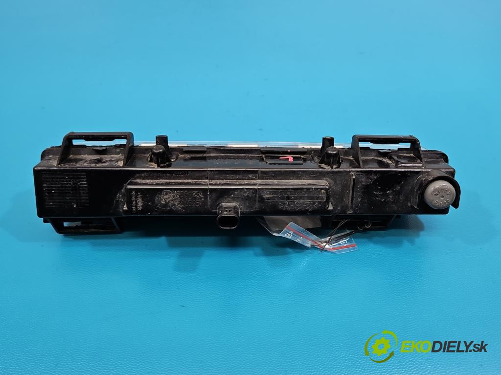 Mercedes GL II X166 2012-2015 4.7 V8 278928 340KM: automatic 250 kW 4663 cm3 5- Svetlo: prevádzky ľavé A2049065401