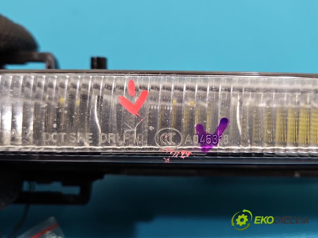 Mercedes GL II X166 2012-2015 4.7 V8 278928 340KM: automatic 250 kW 4663 cm3 5- Svetlo: prevádzky ľavé A2049065401