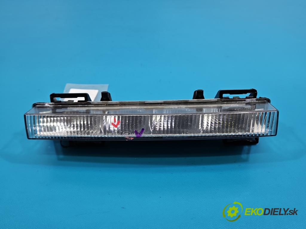 Mercedes GL II X166 2012-2015 4.7 V8 278928 340KM: automatic 250 kW 4663 cm3 5- Svetlo: prevádzky ľavé A2049065401