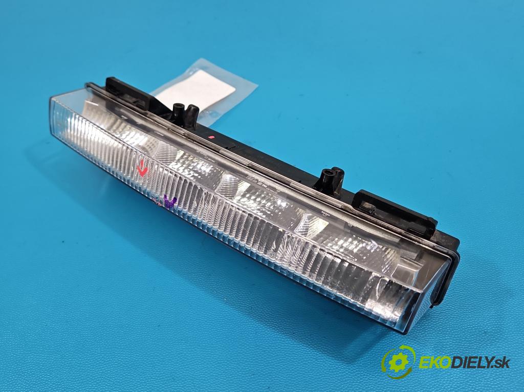 Mercedes GL II X166 2012-2015 4.7 V8 278928 340KM: automatic 250 kW 4663 cm3 5- Svetlo: prevádzky ľavé A2049065401