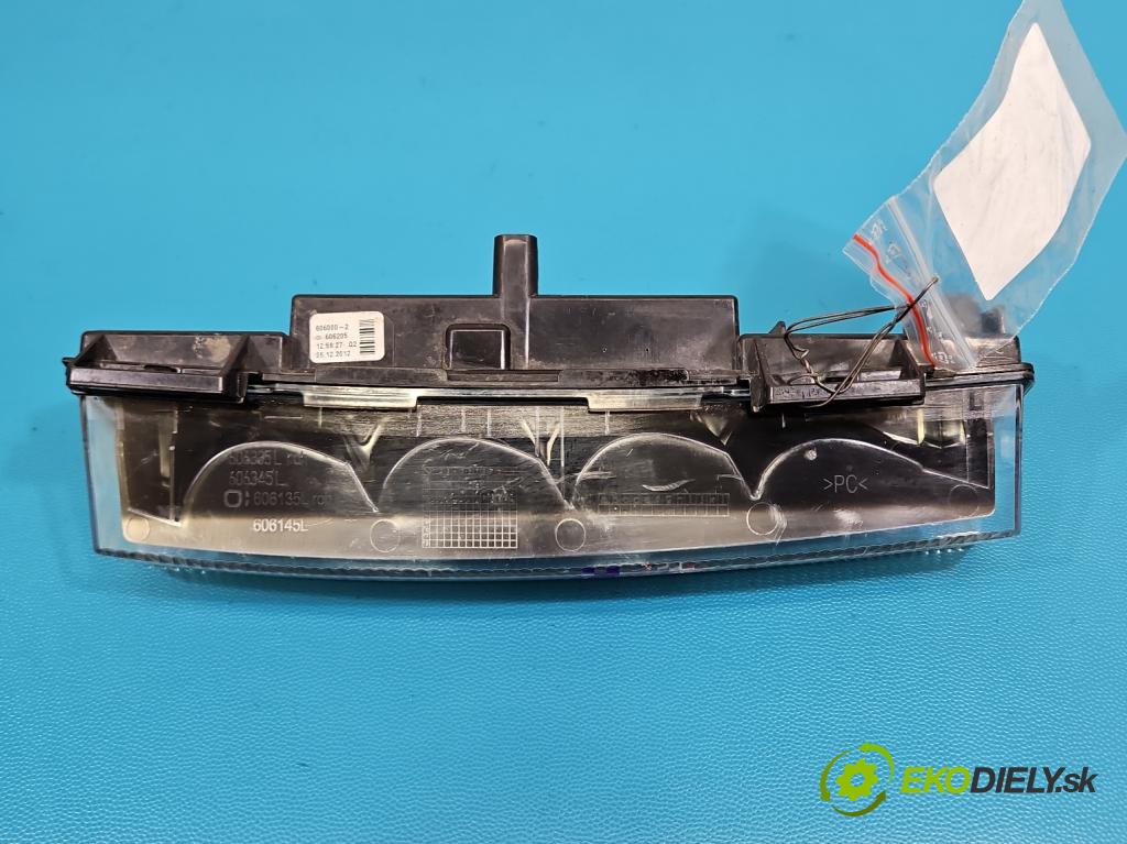 Mercedes GL II X166 2012-2015 4.7 V8 278928 340KM: automatic 250 kW 4663 cm3 5- Svetlo: prevádzky ľavé A2049065401