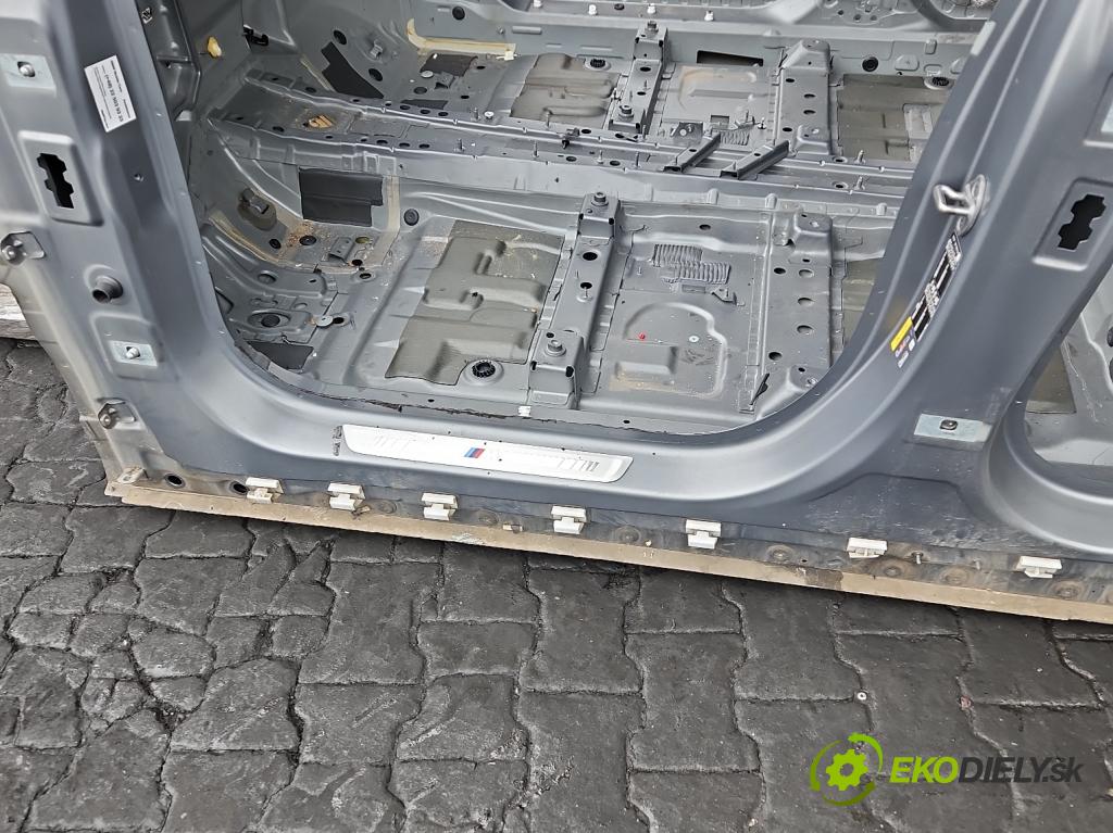 Bmw iX1 U11 0.0 elektrický: 272 HP automatic 200 kW 1 cm3 5- Práh: ľavý  (Karoséria ostatné)