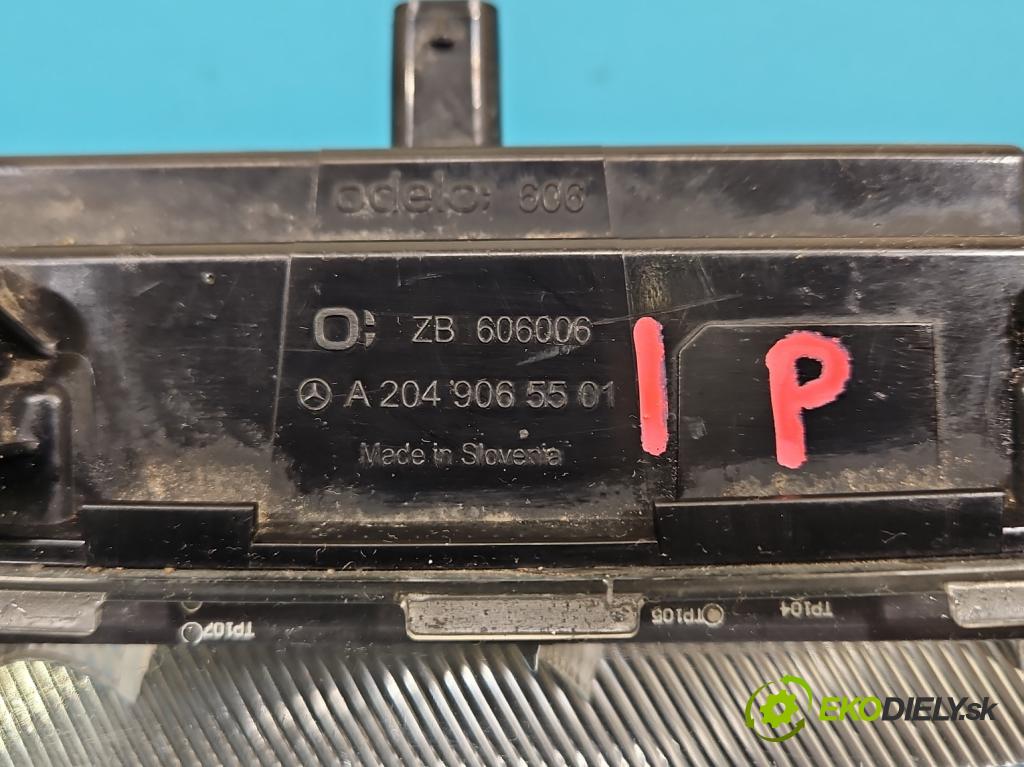 Mercedes GL II X166 2012-2015 4.7 V8 278928 340KM: automatic 250 kW 4663 cm3 5- Svetlo: prevádzky pravé A2049065501