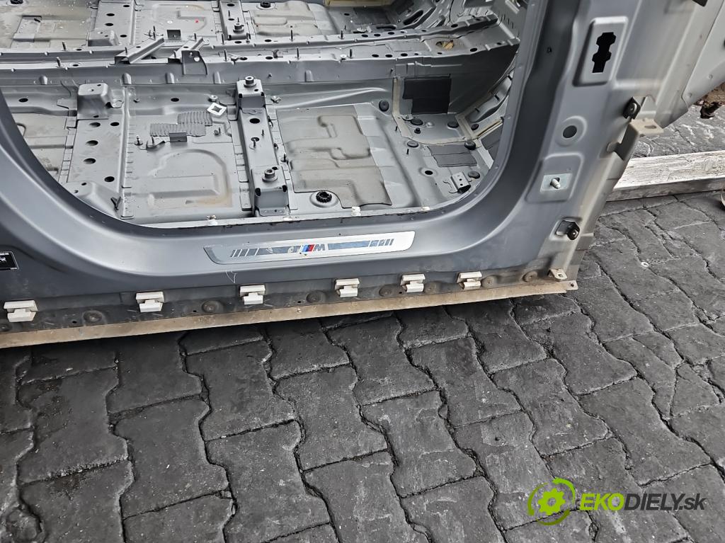 Bmw iX1 U11 0.0 elektrický: 272 HP automatic 200 kW 1 cm3 5- Práh: pravý  (Karoséria ostatné)