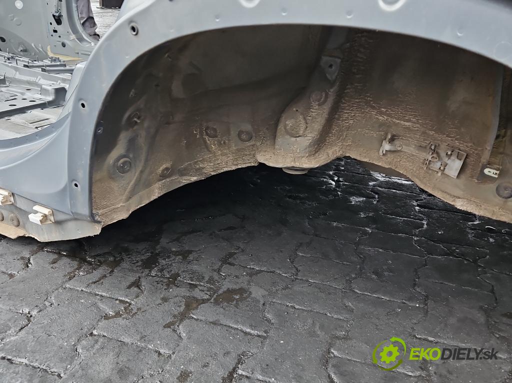 Bmw iX1 U11 0.0 elektrický: 272 HP automatic 200 kW 1 cm3 5- blatník zadné ľavý