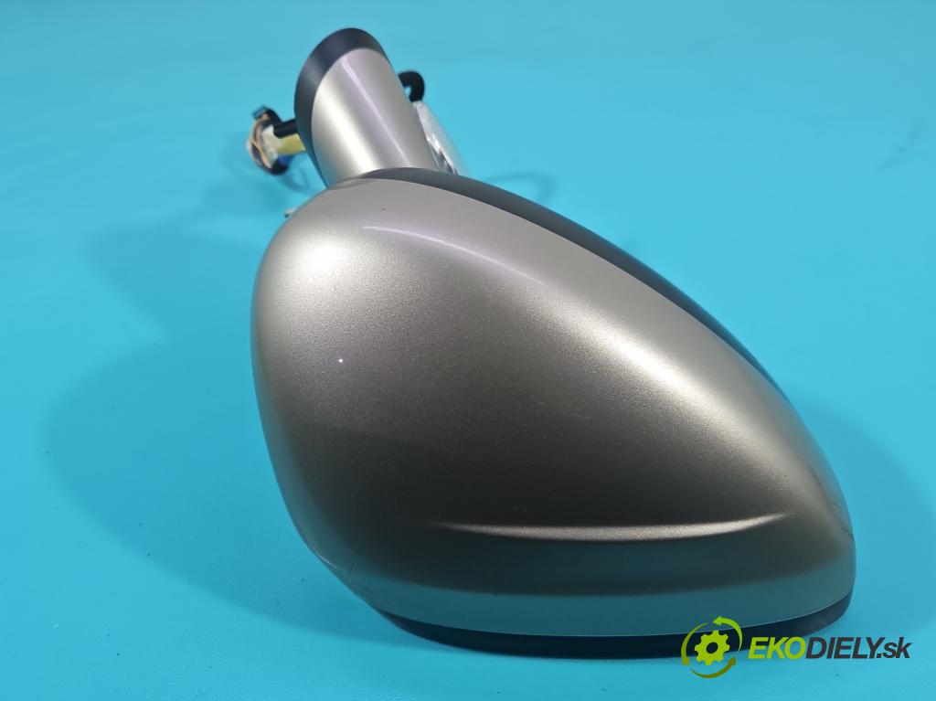 Citroen C4 II 2010-2017 1.6 hdi 111KM manual 82 kW 1560 cm3 5- zrkadlo pravé  (Kľučka dverí ostatné)