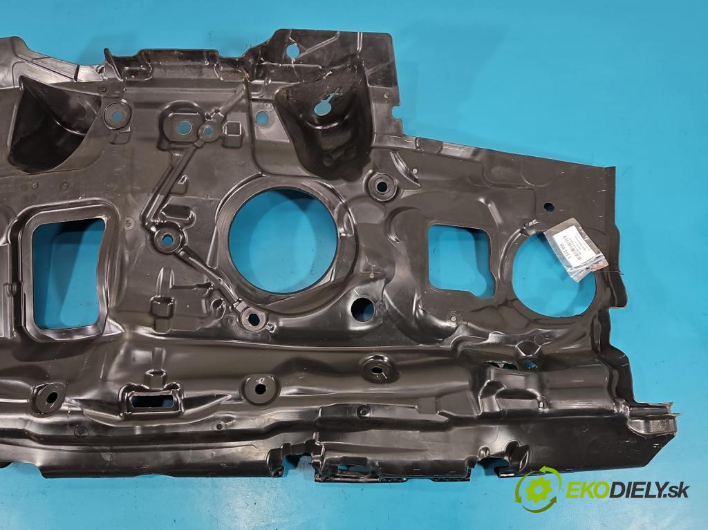 Bmw iX1 U11 0.0 elektrický: 272 HP automatic 200 kW 1 cm3 5- Zvuková izolácia ostatné 13065211