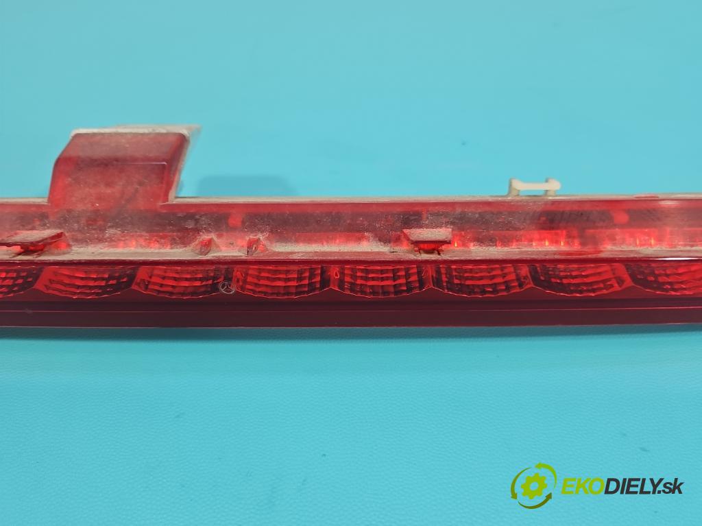 Mercedes GL II X166 2012-2015 4.7 V8 278928 340KM: automatic 250 kW 4663 cm3 5- světlo: stop: A1668200056