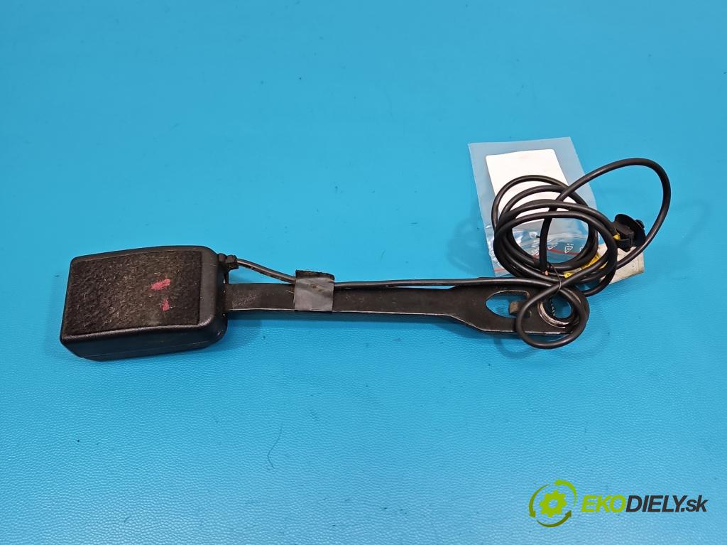 Peugeot 407 1.6 hdi 109 HP manual 80 kW 1560 cm3 5- pas bezpečnosť: predné ľavý