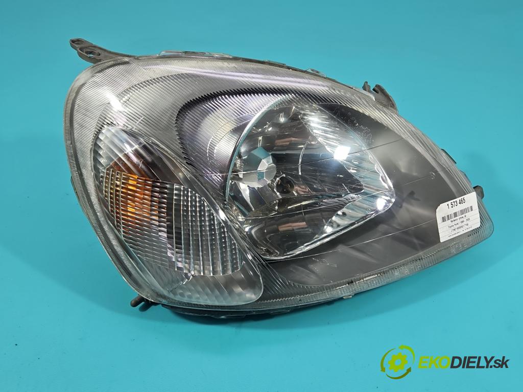 Toyota Yaris I 1999-2005 1.4 D4D 75 hp manual 55 kW 1364 cm3 5- světlo pravý  (Pravé přední světlo)