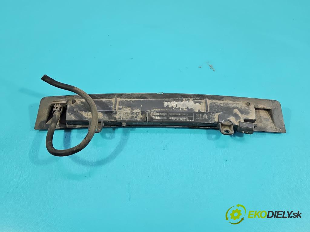 Citroen C4 II 2010-2017 1.6 hdi 111KM manual 82 kW 1560 cm3 5- světlo: stop: 9689043280