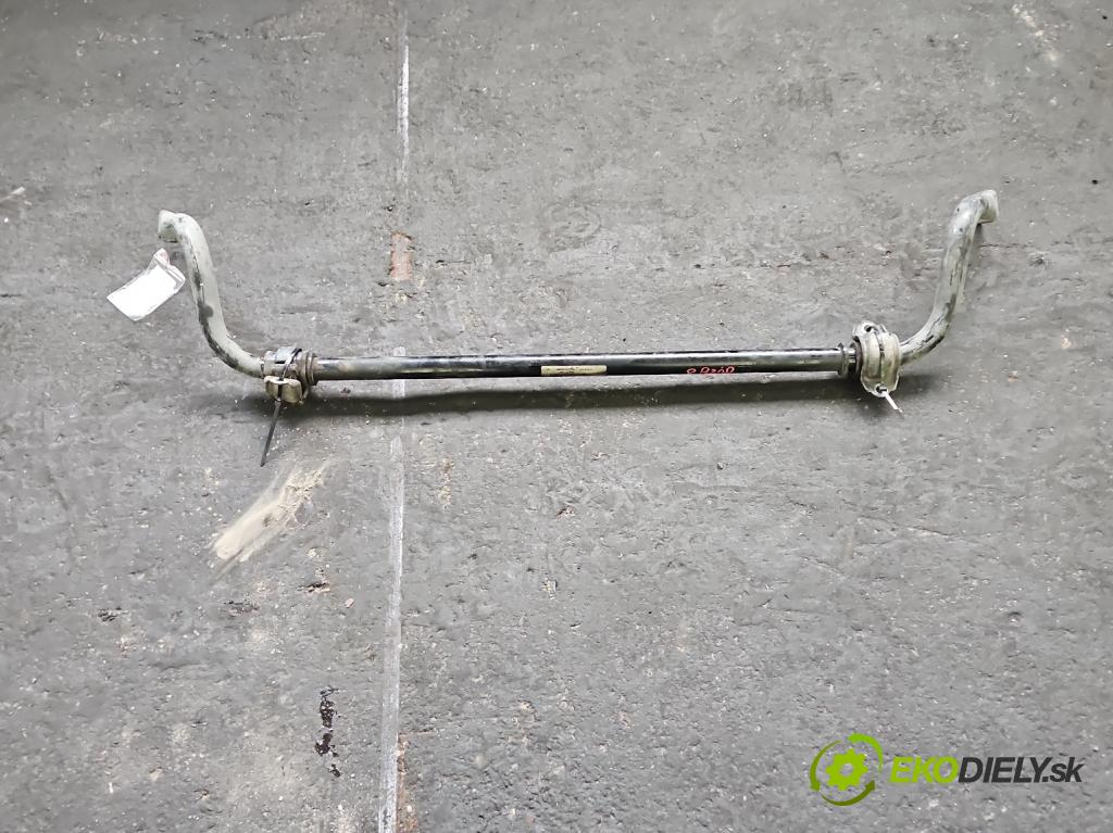 Audi A4 B9 2015-2024 2.0 TDI 190 hp automatic 140 kW 1968 cm3 5- tyč stabilizátoru 8W0411309 (Přední stabilizátor)