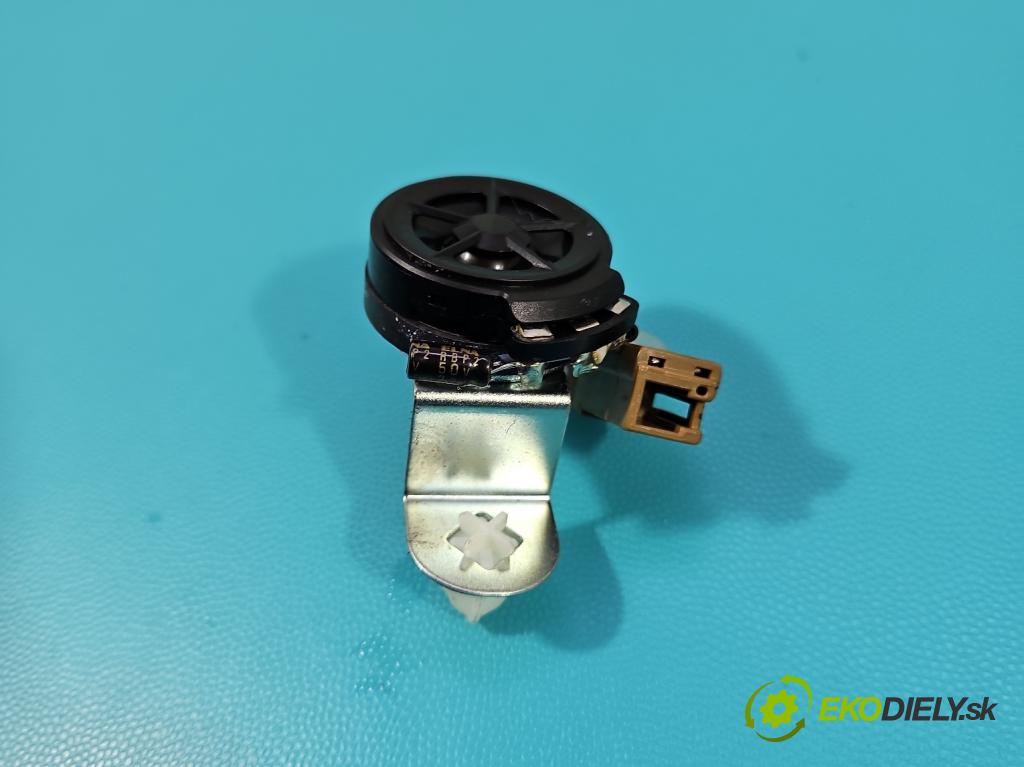 Nissan Juke I 2010-2019 1.5 dci K9K 110 HP manual 81 kW 1461 cm3 5- Reproduktor 281E1-1KA0A