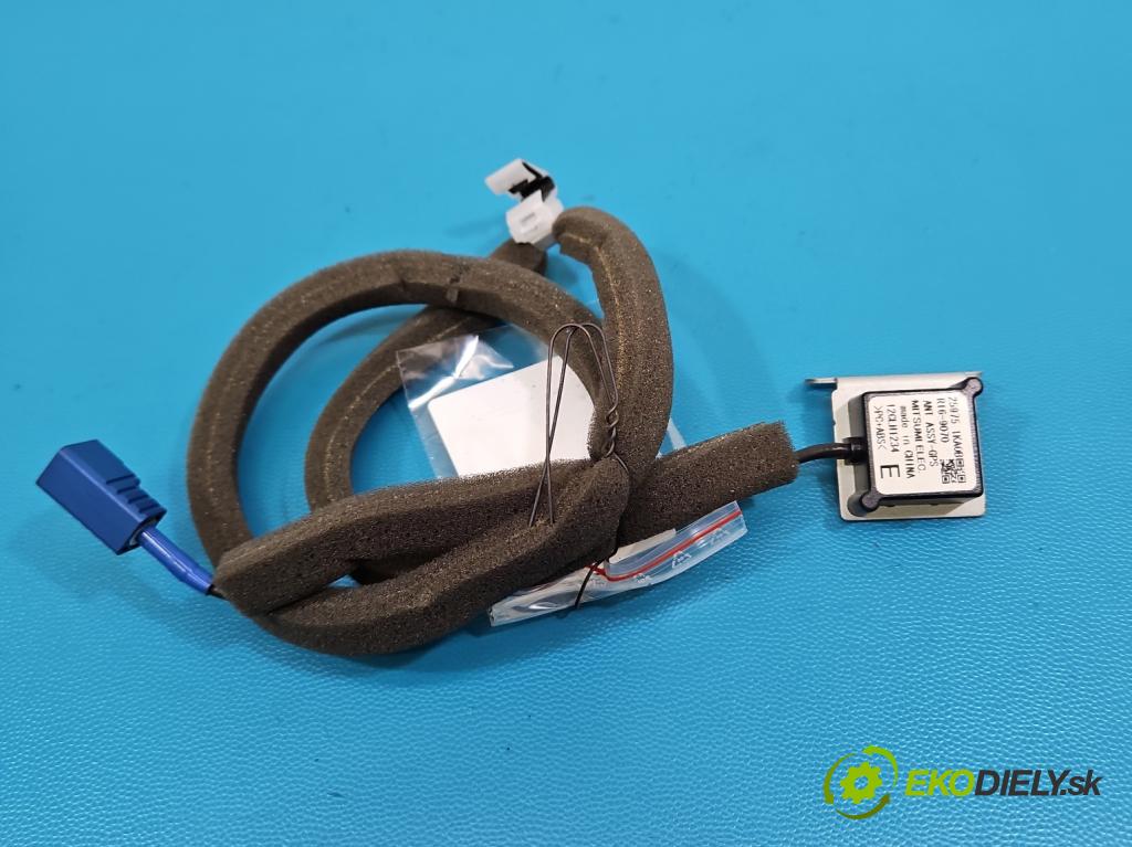 Nissan Juke I 2010-2019 1.5 dci K9K 110 hp manual 81 kW 1461 cm3 5- Antena 25975-1KA0B