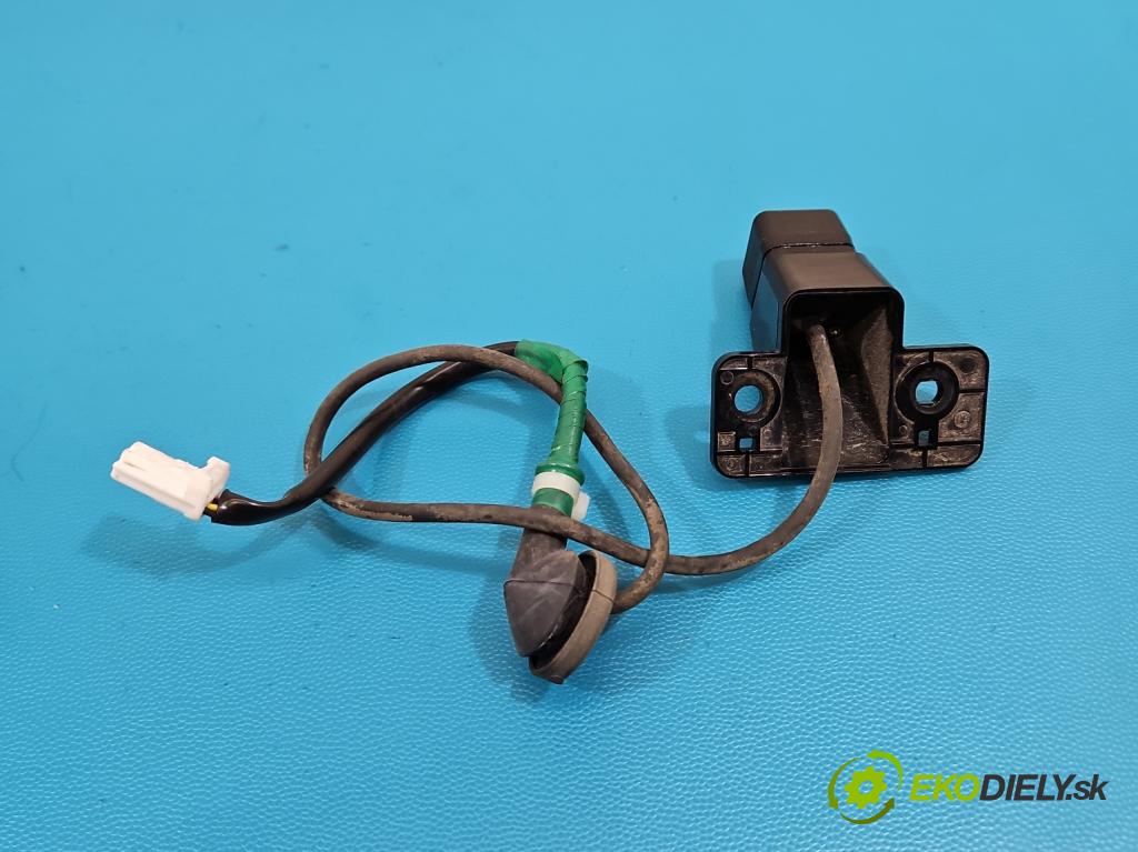 Nissan Juke I 2010-2019 1.5 dci K9K 110 HP manual 81 kW 1461 cm3 5- Kamera cúvania 284421KA0B