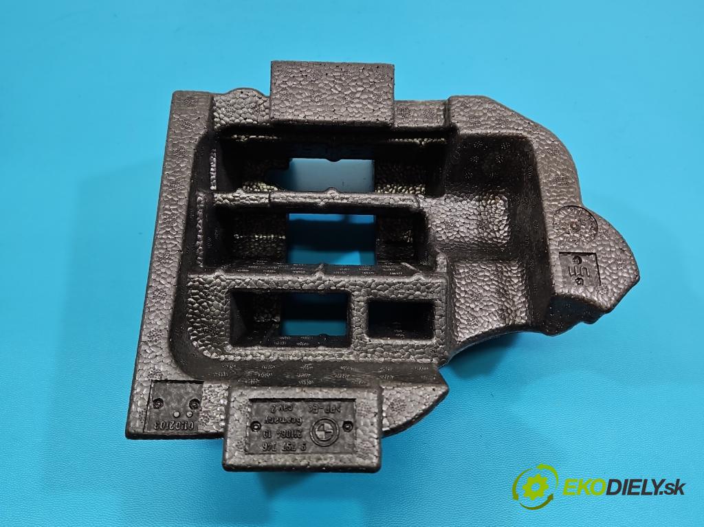 Bmw iX1 U11 0.0 elektrický: 272 HP automatic 200 kW 1 cm3 5- Příspěvek: Polystyren: kufra: 9797746