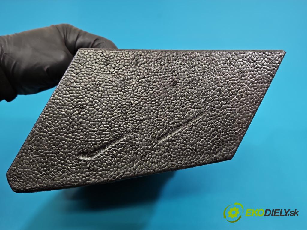 Bmw iX1 U11 0.0 elektrický: 272 HP automatic 200 kW 1 cm3 5- Příspěvek: Polystyren: kufra: 9797746