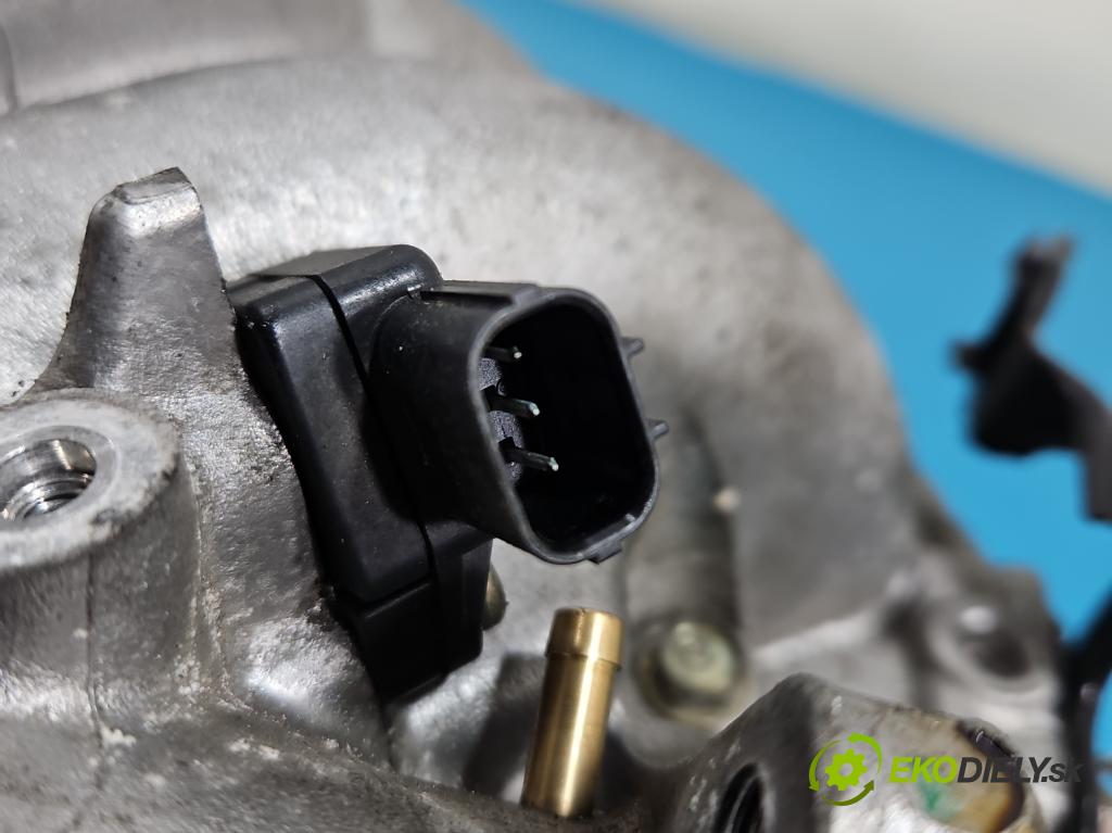 Honda Accord VII 2002-2008 2.4 16V K24A3: 190 HP automatic 140 kW 2354 cm3 4- zvod nasávací  (Sacie potrubie)