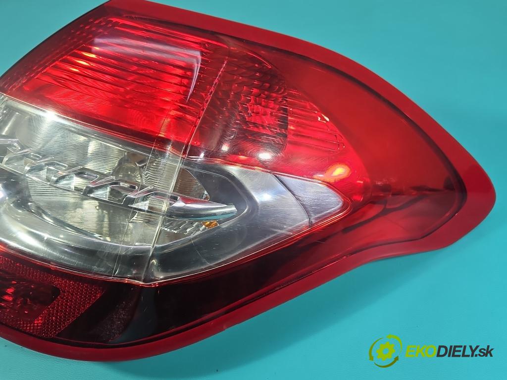 Citroen C4 II 2010-2017 1.6 hdi 111KM manual 82 kW 1560 cm3 5- svetlo / reflektor zadné pravé 9687311980 (Kľučka dverí ostatné)