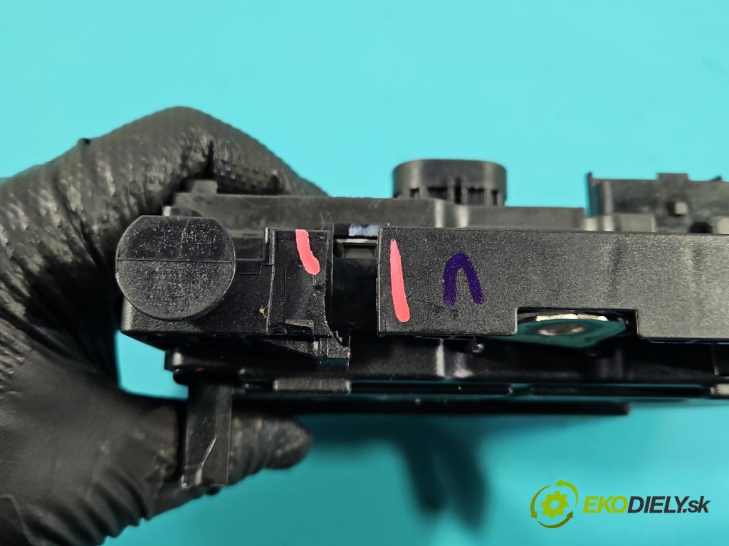 Peugeot 407 2.0 hdi 136 HP manual 100 kW 1997 cm3 5- riadiaca jednotka ostatné 9656086080