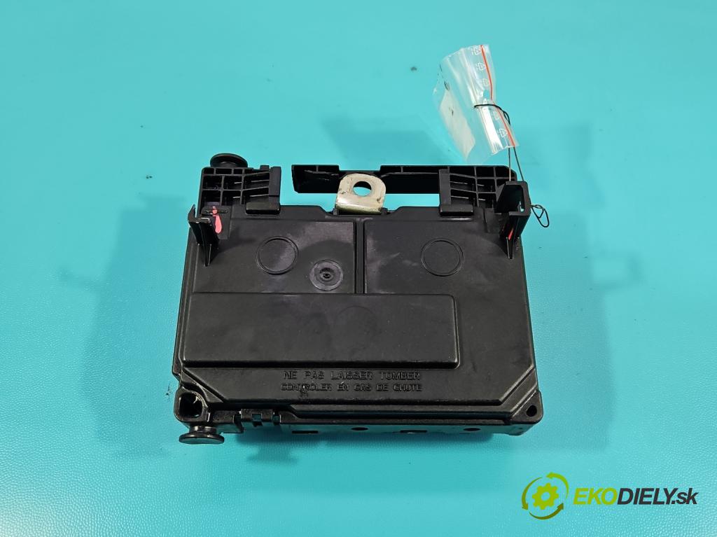 Peugeot 407 2.0 hdi 136 HP manual 100 kW 1997 cm3 5- riadiaca jednotka ostatné 9656086080