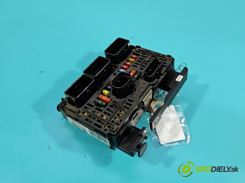 Peugeot 407 2.0 hdi 136hp manual 100 kW 1997 cm3 5- řídící jednotka 9656086080