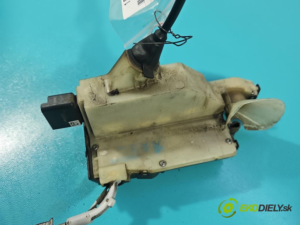 Citroen C4 II 2010-2017 1.6 hdi 111KM manual 82 kW 1560 cm3 5- zámok predné ľavý 9685351380