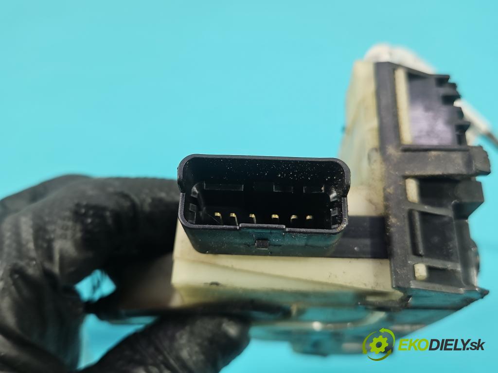 Citroen C4 II 2010-2017 1.6 hdi 111KM manual 82 kW 1560 cm3 5- zámok predné ľavý 9685351380