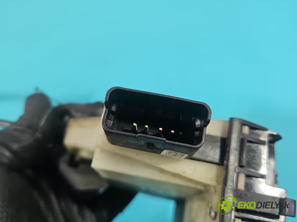 Citroen C4 II 2010-2017 1.6 hdi 111KM manual 82 kW 1560 cm3 5- zámok predné pravý 9685351480