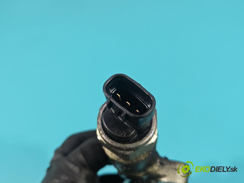 Toyota Avensis II T25 2003-2008 2.0 D4D 126 HP manual 93 kW 1998 cm3 5- lišta vstrekovacia 89438-71010 (Vstrekovacia lišta)