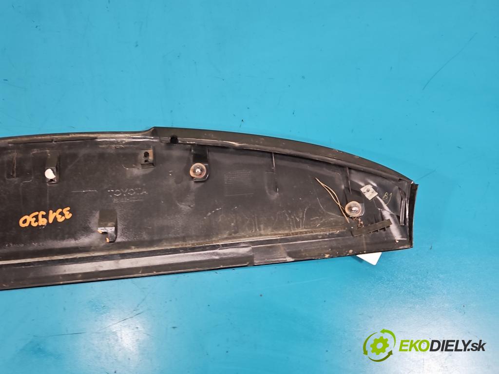 Toyota Avensis II T25 2003-2008 2.0 D4D 126 hp manual 93 kW 1998 cm3 5- spoiler 76085-05050 (Spoiler)