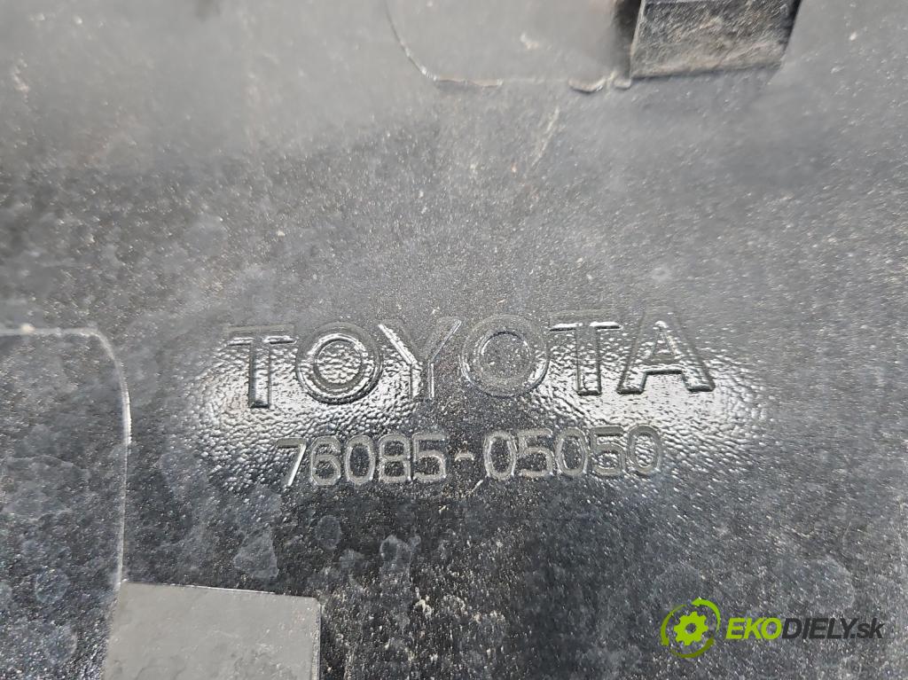 Toyota Avensis II T25 2003-2008 2.0 D4D 126 hp manual 93 kW 1998 cm3 5- spoiler 76085-05050 (Spoiler)