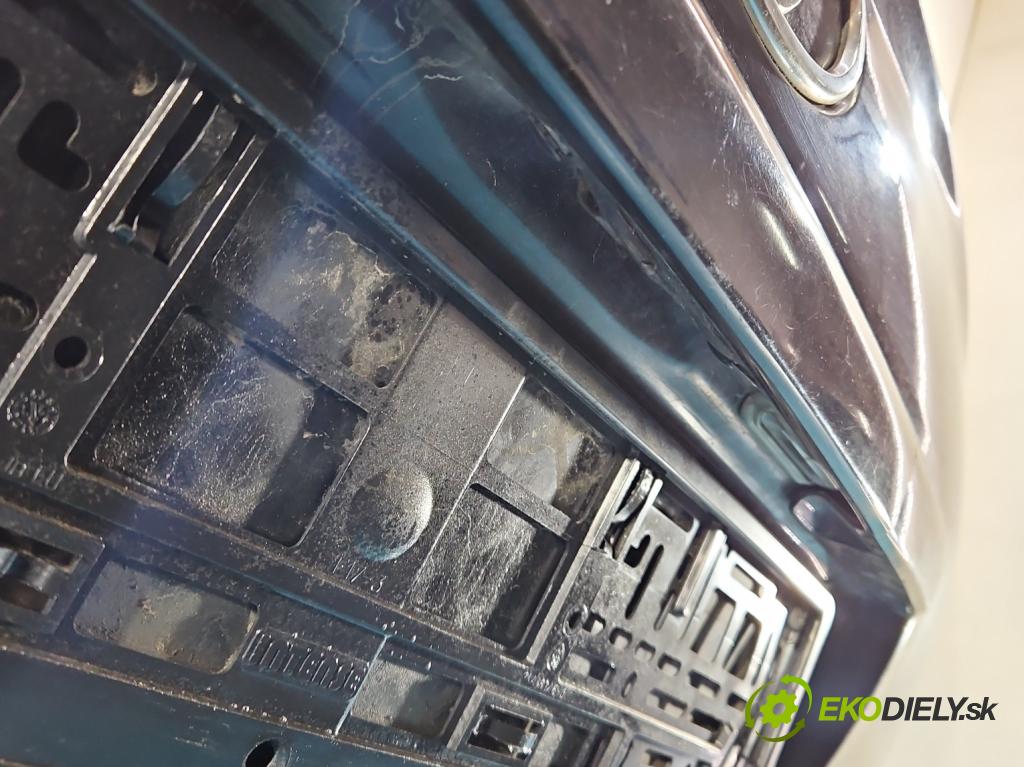 Toyota Avensis II T25 2003-2008 2.0 D4D 126 HP manual 93 kW 1998 cm3 5- zadna kufor  (Kapota zadná (kufor))