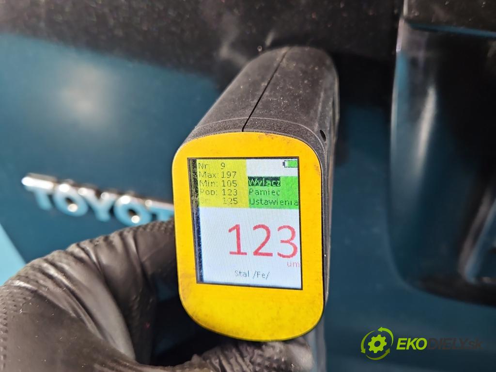 Toyota Avensis II T25 2003-2008 2.0 D4D 126 HP manual 93 kW 1998 cm3 5- zadna kufor  (Kapota zadná (kufor))